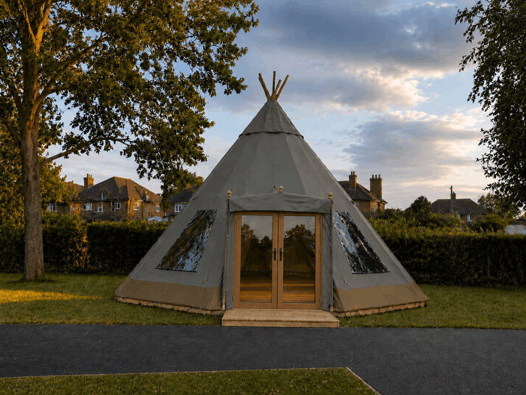 Midi Tipi Forest Green glazed door 1